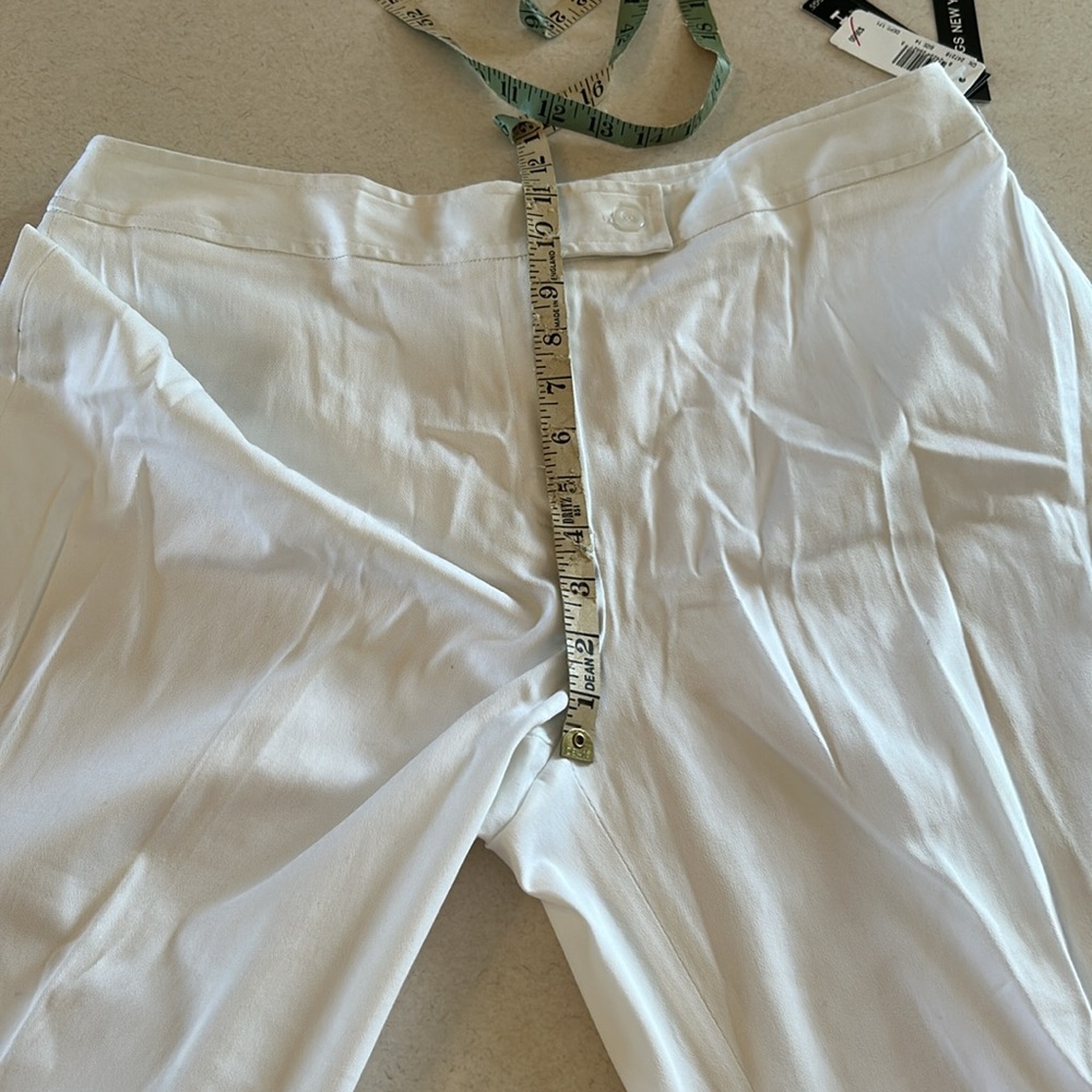 Briggs New York NWT Classic White Cropped Pants with Stretch Size 14 Tres Chic - Picture 5 of 11